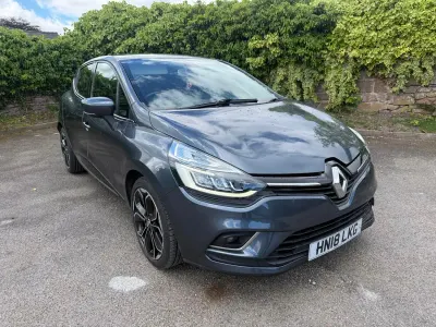 Usado Renault Clio IV Dynamique 90 HP (66 kW) 2018 Cinzento Citadino