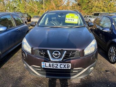 Black Used 2013 Nissan Qashqai +2 Tekna SUV | £3,995 (Fair price)