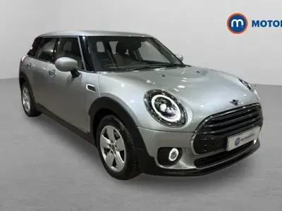 Używany Mini Cooper Clubman Classic 136 KM (100 kW) 2022 Srebrny Kombi