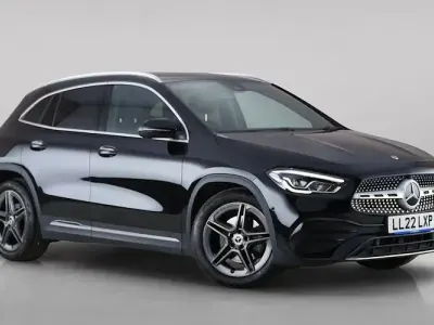 Used Mercedes GLA200 Executive 163 HP (119 kW) 2022 Black SUV
