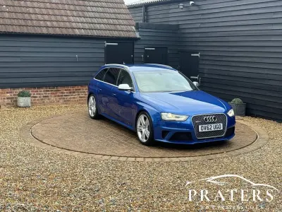 Begagnad Audi RS4 Performance 450 HK (330 kW) 2012 Blå Kombi
