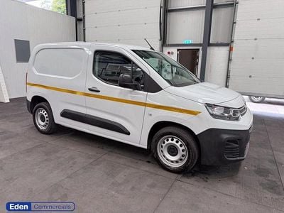 Used Citroën Berlingo 100 HP (73 kW) 2023 White MPV