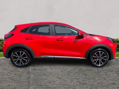 Używany Ford Puma Titanium 2021 Czerwony SUV