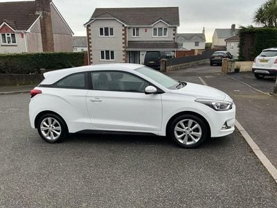 Used Hyundai i20 SE 2015 White Coupe