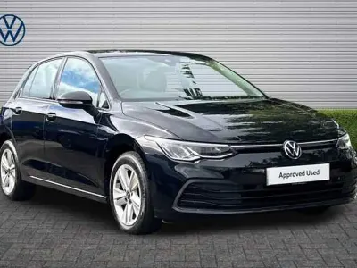 Used VW Golf VIII Life 130 HP (95 kW) 2022 Black Hatchback