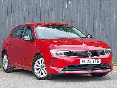 Used Vauxhall Astra Design Edition 110 HP (80 kW) 2023 Red Hatchback
