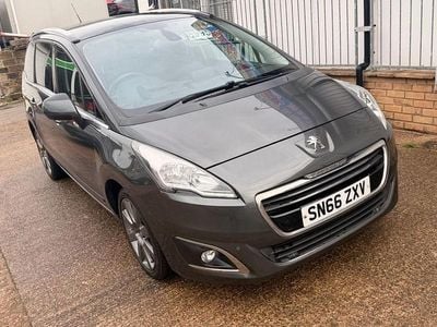 Grey Used 2016 Peugeot 5008 Allure MPV | £7,995 (Fair price)