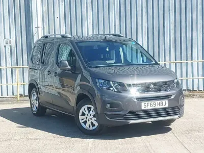 Gebraucht Peugeot Rifter Allure 101 PS (74 kW) 2019 Grau Van / Kleinbus