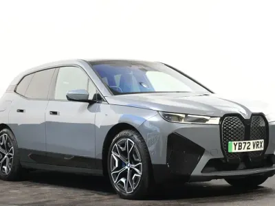 Usado BMW iX M Sport 379 kW (516 CV) 2022 Gris SUV