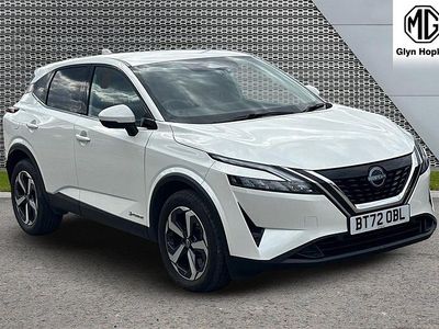 White Used 2022 Nissan Qashqai N-Connecta SUV | £20,625 (Good price)
