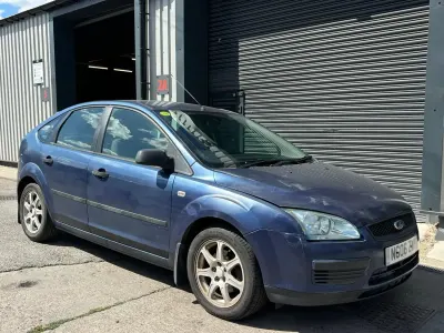 Used Ford Focus 2006 Blue Hatchback