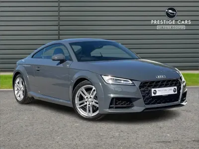 Usado Audi TT Sport 197 CV (144 kW) 2019 Gris Coupe