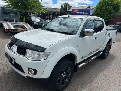 Used Mitsubishi L200 176 HP (129 kW) 2012 White Pickup