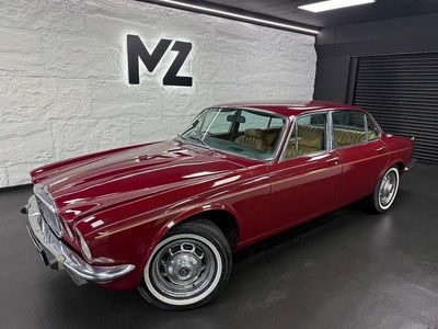 Used Daimler Double Six Serie 1 1974 Red Sedan