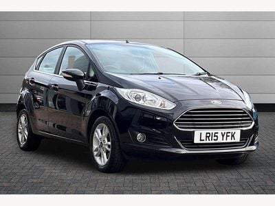 Used Ford Fiesta Zetec 105 HP (77 kW) 2015 Black Hatchback