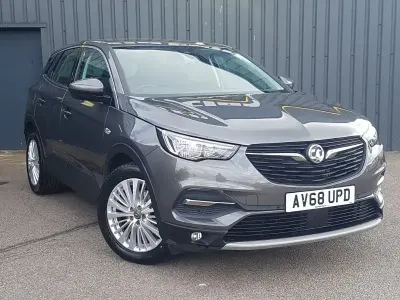 Used Vauxhall Grandland X 130 HP (95 kW) 2019 Grey SUV