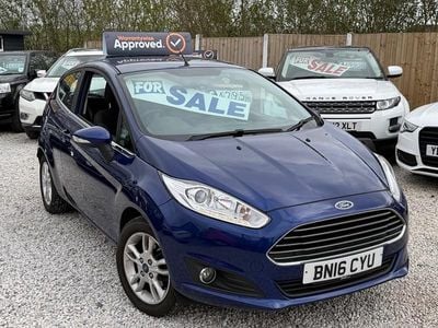 Used Ford Fiesta Zetec 82 HP (60 kW) 2016 Blue Hatchback
