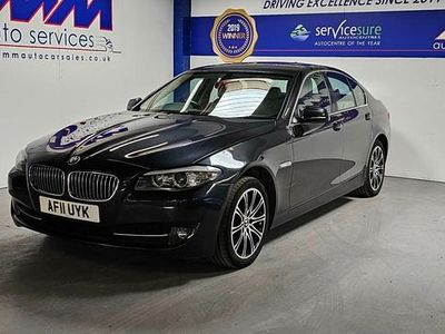 Begagnad BMW 520 2011 Grå Sedan