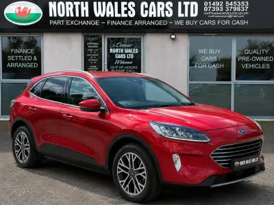 Used Ford Kuga Titanium 120 HP (88 kW) 2022 Red SUV