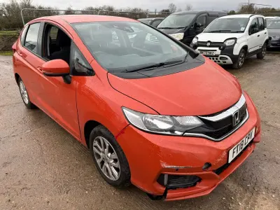 Used Honda Jazz SE 102 HP (75 kW) 2018 Orange Hatchback
