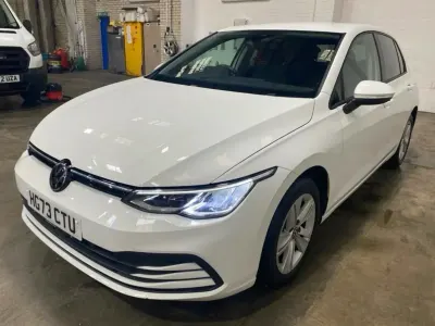 Used VW Golf VIII Life 150 HP (110 kW) 2023 White Hatchback