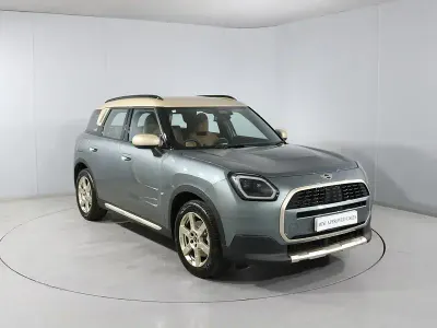 New Mini Countryman Exclusive 215 HP (158 kW) 2026 Green SUV
