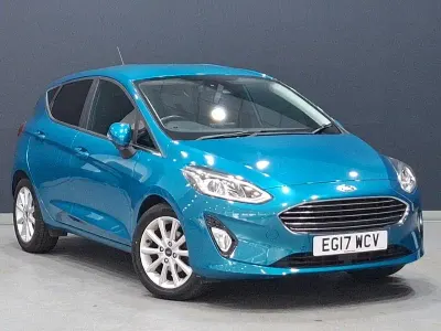Used Ford Fiesta Titanium 100 HP (73 kW) 2017 Blue Hatchback