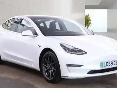 Used Tesla Model 3 Long Range AWD 366 kW (498 HP) 2019 White Sedan