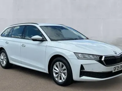 Used Skoda Octavia SE Technology 116 HP (85 kW) 2025 Moon white metallic Estate