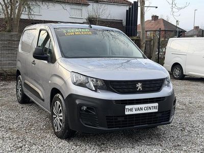 Grey Used 2020 Peugeot Partner MPV | £10,485 (Fair price)