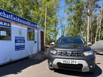 Begagnad Dacia Duster Prestige 115 HK (84 kW) 2022 Grå SUV