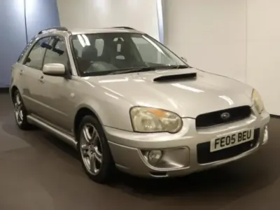 Begagnad Subaru Impreza 250 HK (183 kW) 2005 Grå Halvkombi