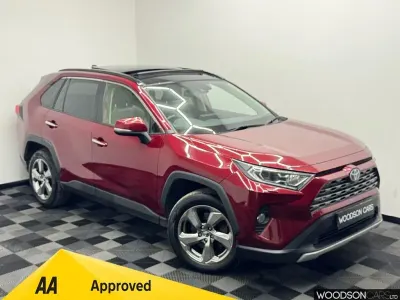 Used Toyota RAV4 222 HP (163 kW) 2019 Red SUV