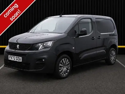 Used Peugeot Partner 131 HP (96 kW) 2022 Black MPV