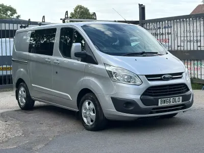Used Ford Transit Custom Limited 130 HP (95 kW) 2016 Silver Van