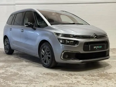 Używany Citroën Grand C4 Picasso Shine 2022 Szary Minivan