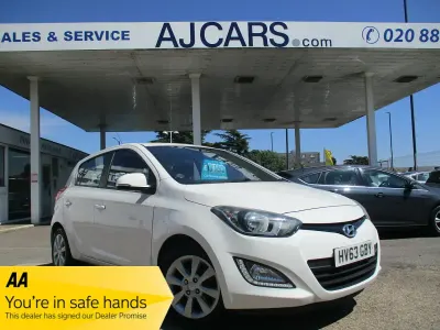 Used Hyundai i20 Style 2013 White Hatchback