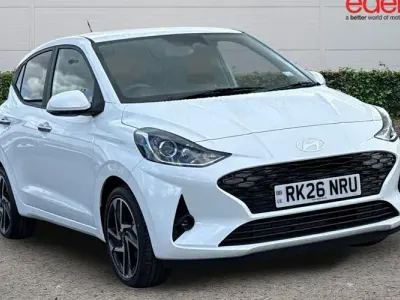 New Hyundai i10 Premium 79 HP (58 kW) 2026 White Hatchback