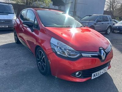 Used Renault Clio IV Dynamique 75 HP (55 kW) 2015 Red Hatchback