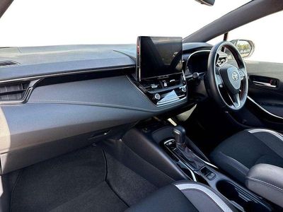 Gebraucht Toyota Corolla Sport 138 PS (101 kW) 2023 Silber Kleinwagen