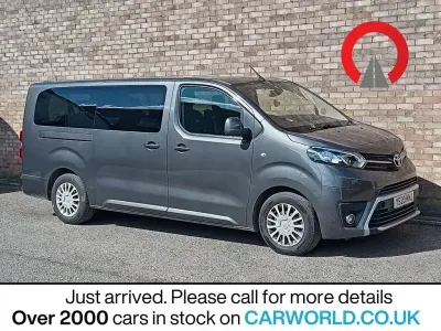 Usado Toyota Proace Verso City 150 CV (110 kW) 2020 Gris Familiar