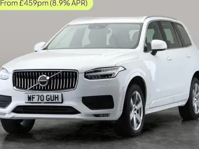 Używany Volvo XC90 Momentum 250 KM (183 kW) 2020 Biały SUV