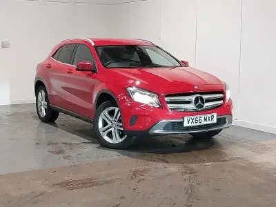 Begagnad Mercedes GLA200