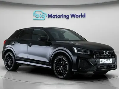 Begagnad Audi Q2 Black Edition 150 HK (110 kW) 2022 Svart SUV