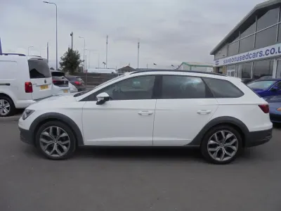 Used Seat Leon SE Technology 150 HP (110 kW) 2016 White Estate