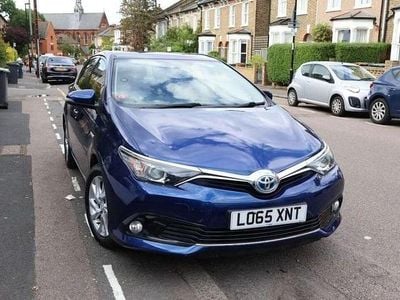 Toyota Auris Hybrid