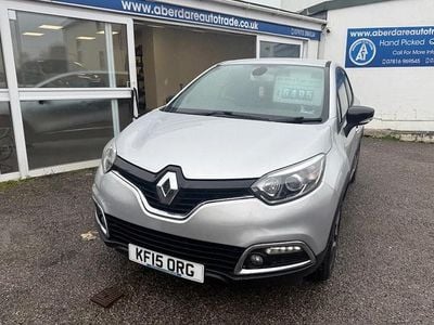 Silver Used 2015 Renault Captur Dynamique SUV | £6,499 (Fair price)