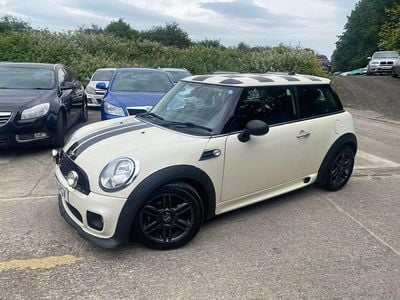 White Used 2011 Mini ONE Hatch Hatchback | £1,875 (Fair price)