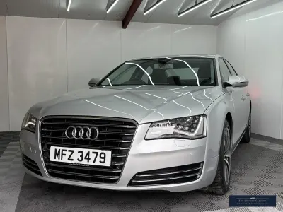Used Audi A8 Comfort 245 HP (180 kW) 2013 Silver Sedan