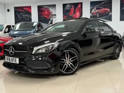 Usado Mercedes CLA180 AMG line 122 HP (89 kW) 2016 Preto Sedan